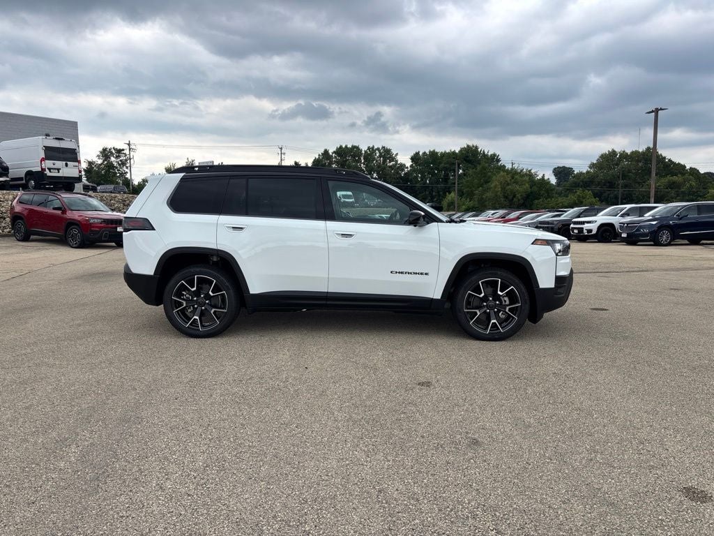 2026 Jeep Cherokee Overland