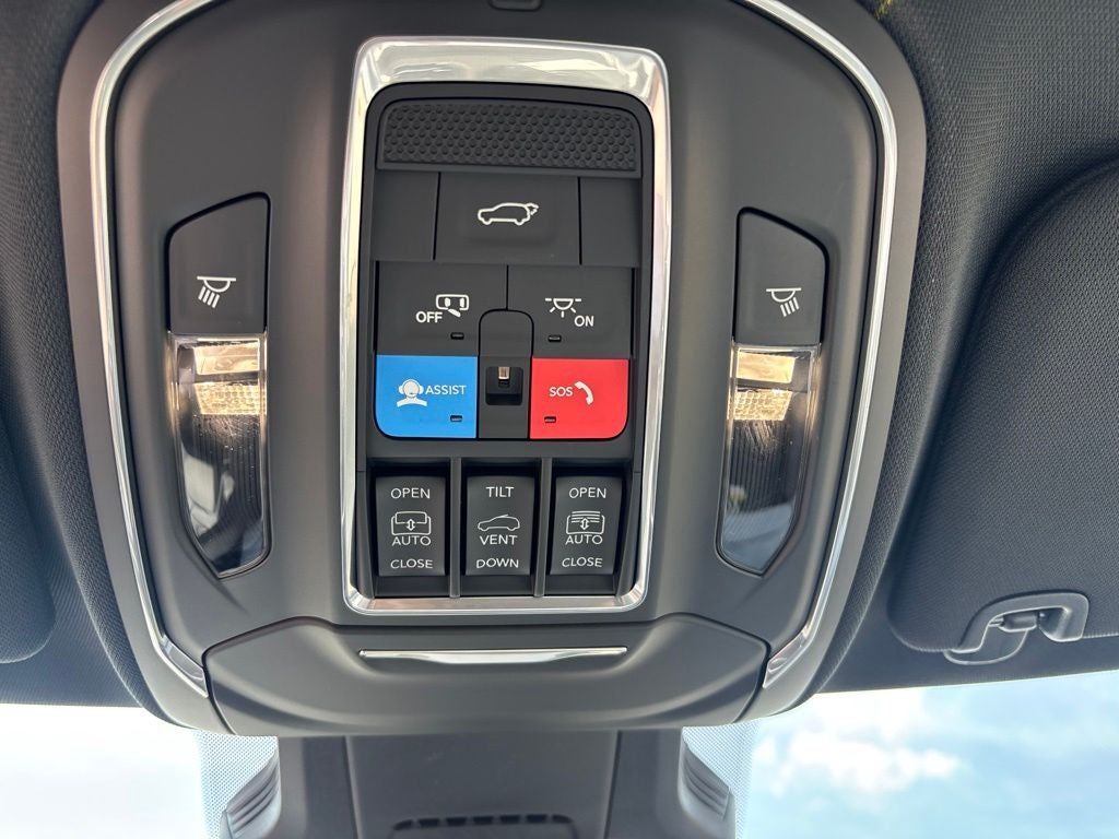 2026 Jeep Cherokee Overland