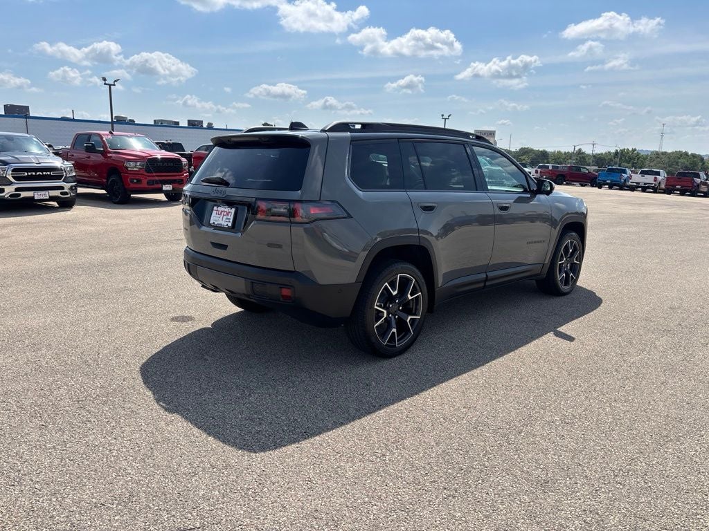 2026 Jeep Cherokee Overland