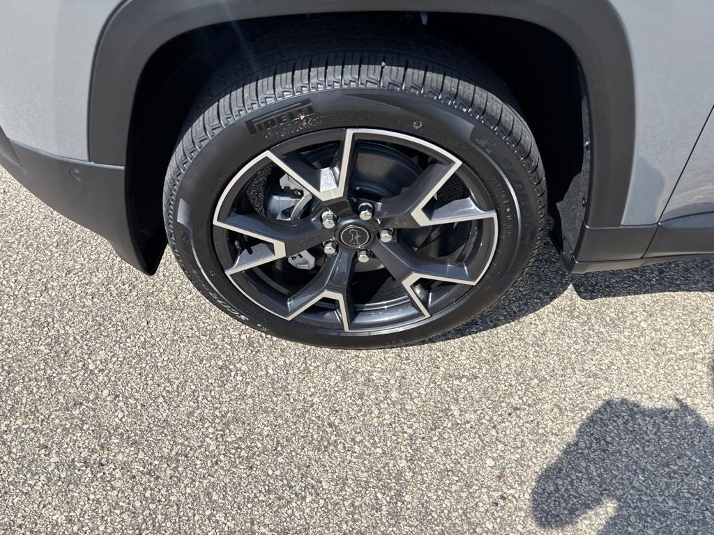 2026 Jeep Cherokee Overland