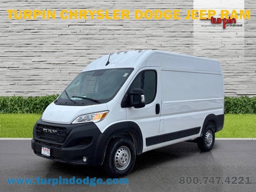 2026 RAM ProMaster Cargo Van Tradesman