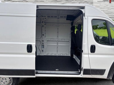 2026 RAM ProMaster Cargo Van Tradesman