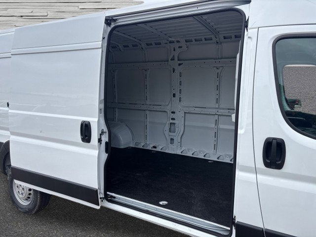2026 RAM ProMaster Cargo Van Tradesman