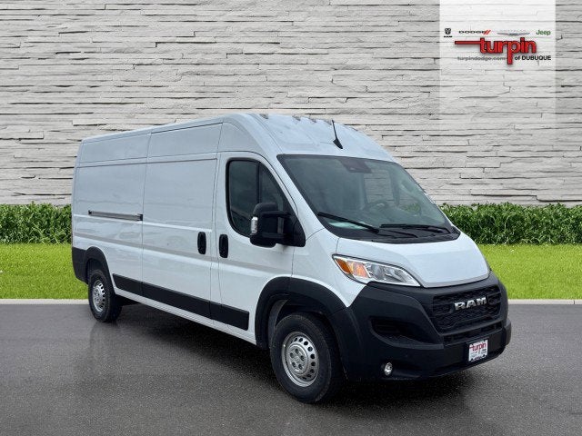 2026 RAM ProMaster Cargo Van Tradesman