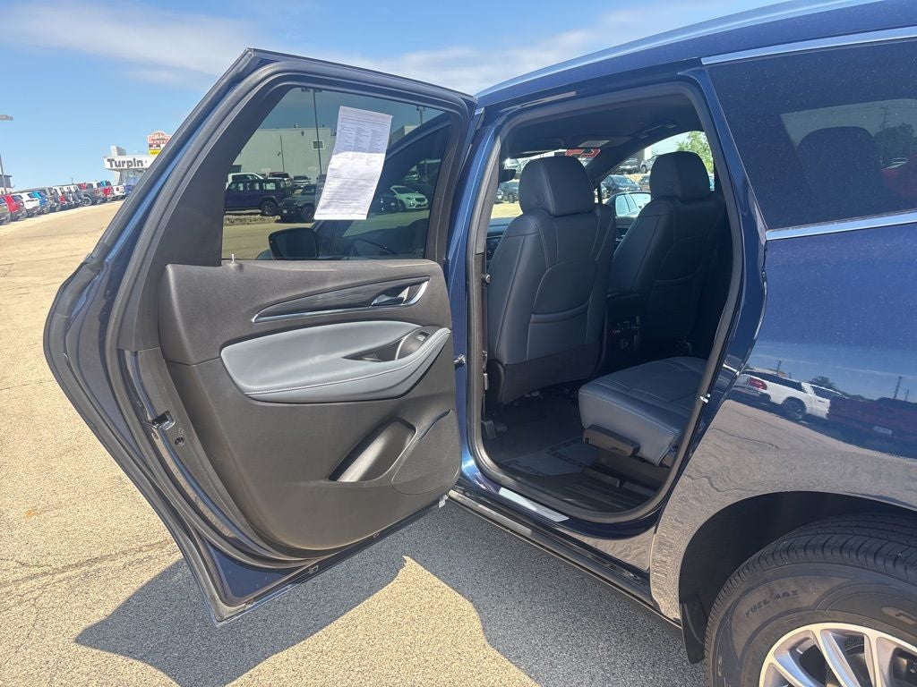 2024 Buick Enclave Essence